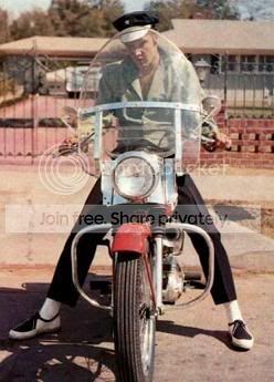 elvis.jpg image by 97FXSTSB